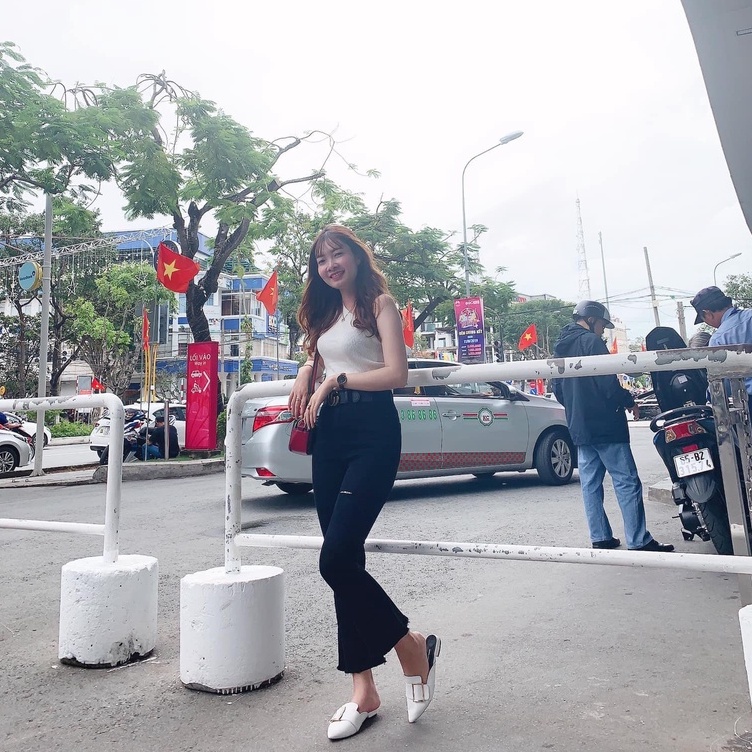 Quần jean đen nữ ống loe , Quần bò ống loe nữ - Quần ống loe