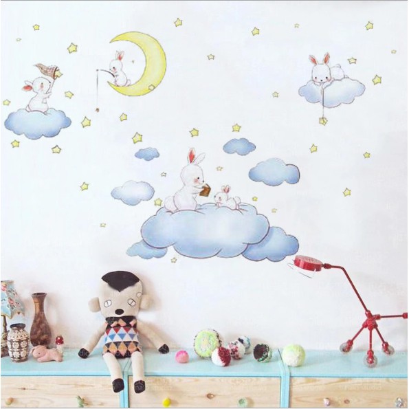 Decal trang trí tường - Thỏ Trắng vui chơi cùng Trằng Mây thật đáng yêu