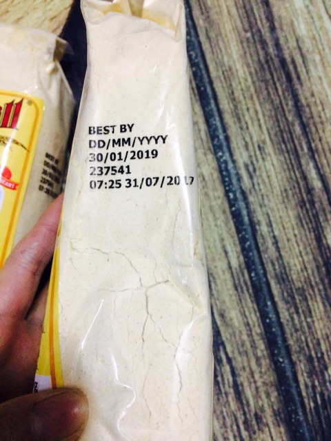 100g Bột bắp (bột ngô) hữu cơ Bob's Red Mills date [2021] | BigBuy360 - bigbuy360.vn