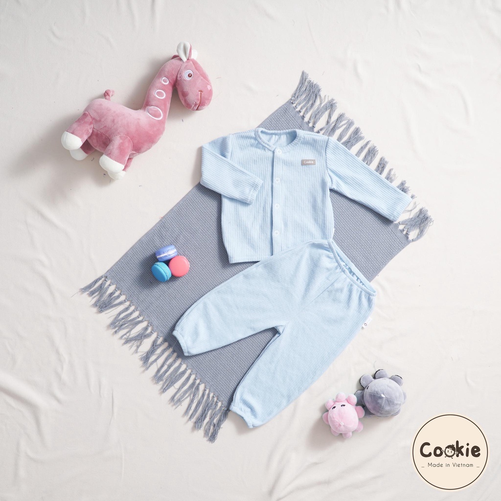 Bộ sơ sinh cài thẳng Cookie chất len cho bé