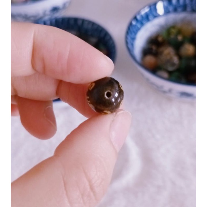 Viên đá thanh tẩy khắc chú Ommani dùng thanh tẩy bài, handmade, DIY, sưu tầm