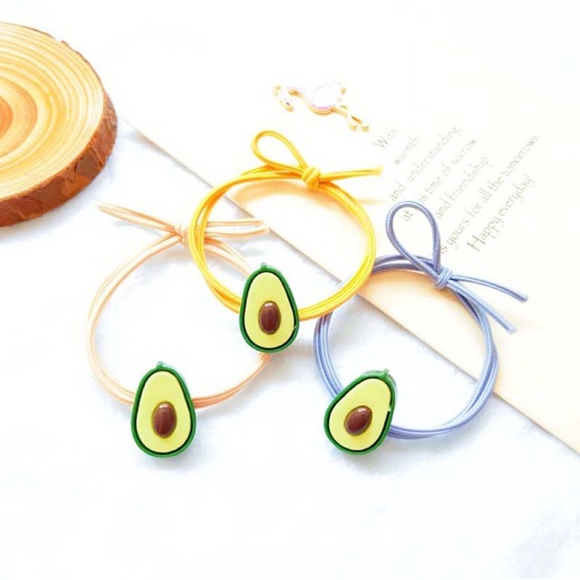 Cột tóc quả bơ