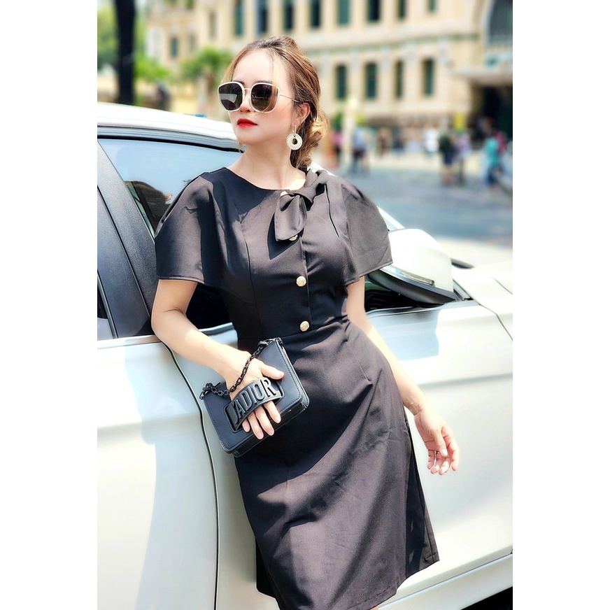 Đầm Dự Tiệc Công Sở Sang Trọng Bigsize AMYRA , Thiết Kế Dáng Chữ A Cổ Tròn Đính Nút Dọc Sang Chảnh Cao Cấp DA167