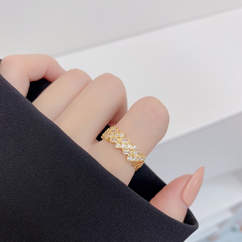 Nhẫn nữ mạ vàng 14K đính đá Zircon