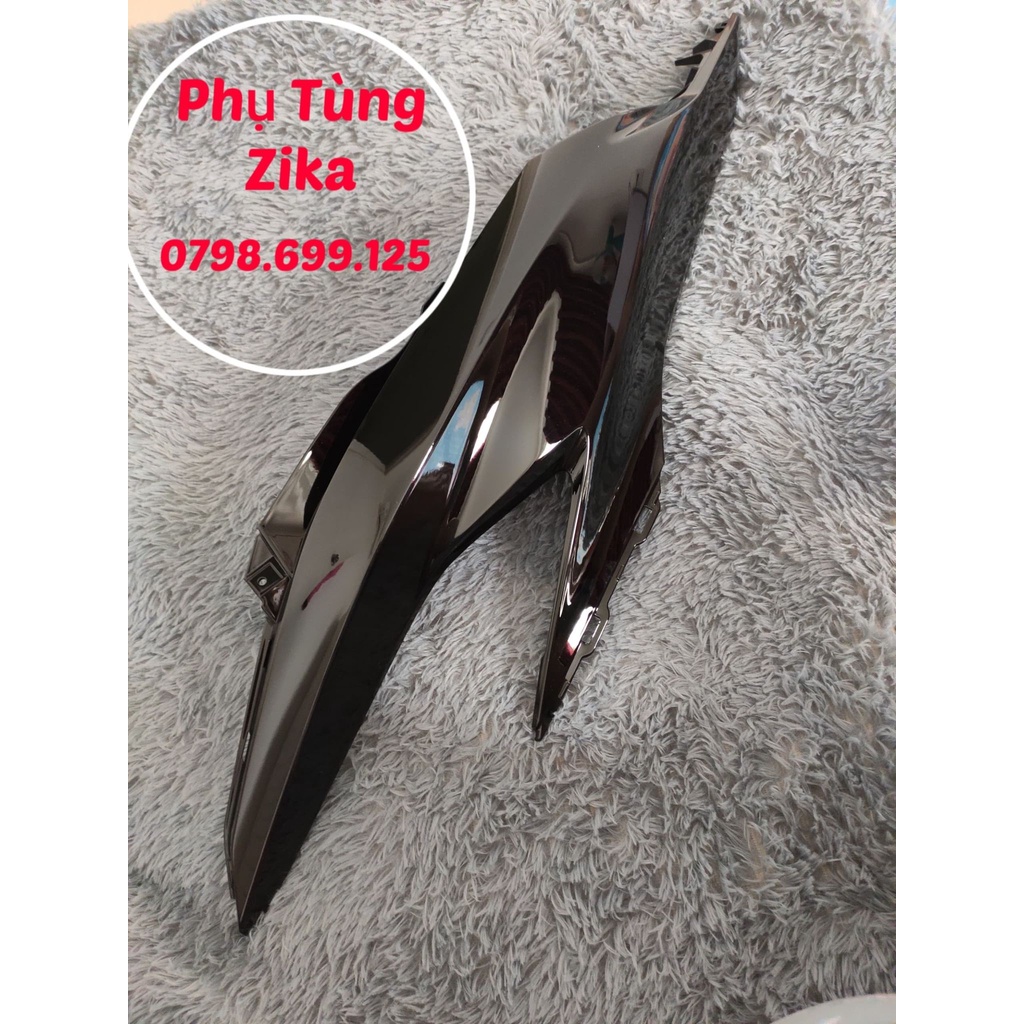 Ốp hông vario click đen bóng 125&150 đời từ 2018 đến 2021.