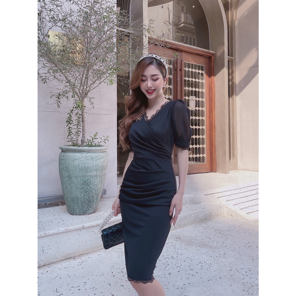 Đầm thiết kế body dáng ôm cổ chéo công sở cao cấp tôn lên vẻ đẹp quý phái giúp chị em tự tin hơn nơi đông người | BigBuy360 - bigbuy360.vn
