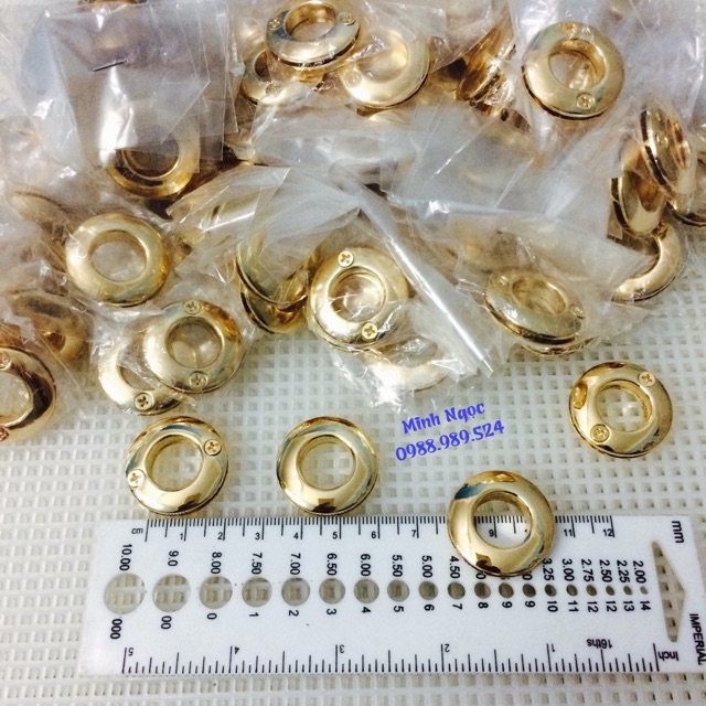 Ore vàng phụ kiện túi