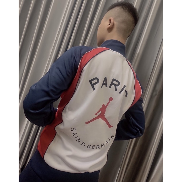 Bộ thể thao nam nữ mới nhất 2021