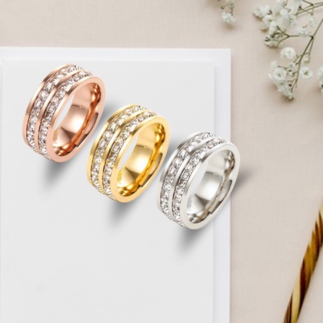 Nhẫn Titan 2 Hàng Đá Vuông Siêu Xinh