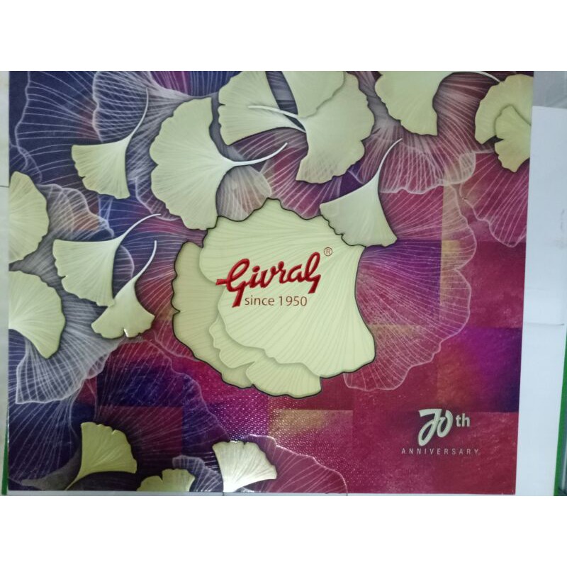 Bánh trung thu Givral loại 250g/ cái