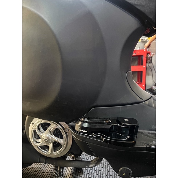 Ốp quạt Xoay Vespa Sprint