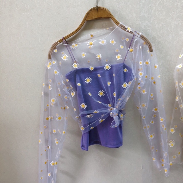 Áo lưới hoa cúc có áo hai dây bên trong | BigBuy360 - bigbuy360.vn