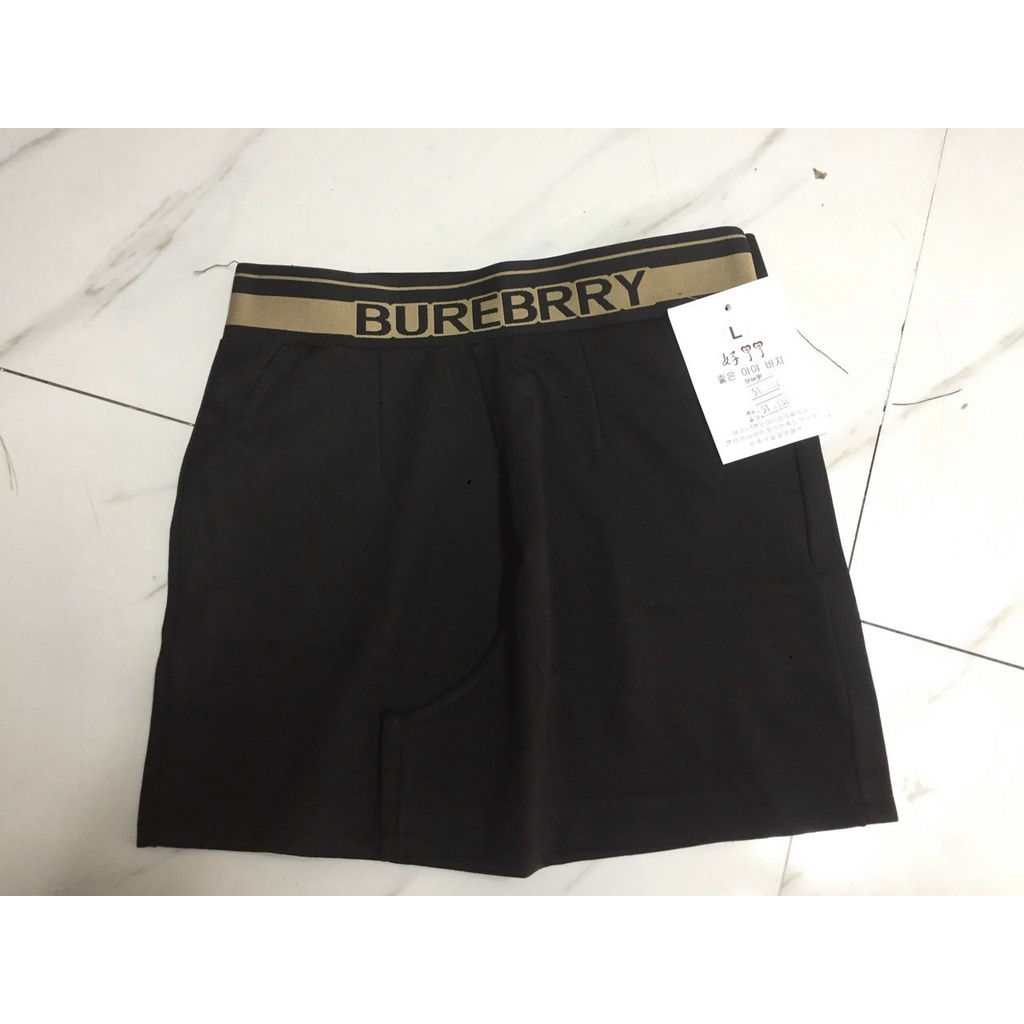 Quần đùi cạp chun thêu chữ thần thánh vải Umi hàn dành cho nữ