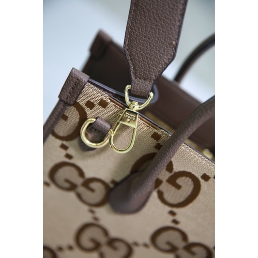 Túi chéo GC TOTE Medium&mini Size 20cm chất vải thêu logo GG hoạ tiết to mix viền da nâu