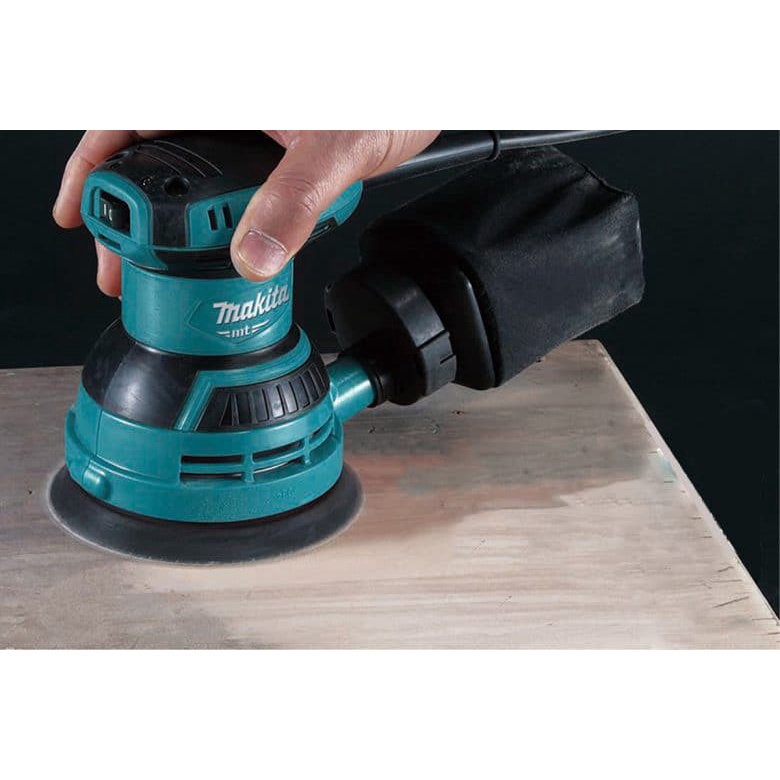 Máy chà nhám xoay 240W dùng đĩa 125mm Makita M9204B - Hàng chính hãng