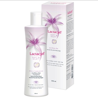 Dung dịch vệ sinh phụ nữ Lactacyd Soft and silky