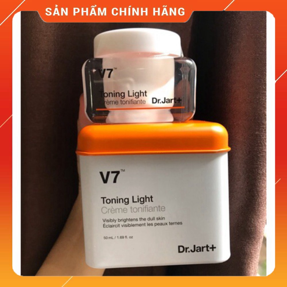 Kem dưỡng trắng và tái tạo da cao cấp V7Toning Light Hàn Quốc 50ml