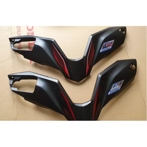 Ốp bàn thờ chữ V Air Blade 125 đời 2016 - 2019 zin HONDA / nắp trang trí tay lái trước AB 2016 - 2019