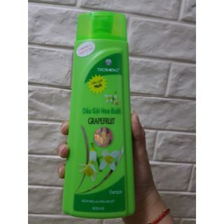 🍀🍀🍀dầu gội hoa bưởi - gội và xả 2 trong 1 
dầu gội hoa bưởi 400ml