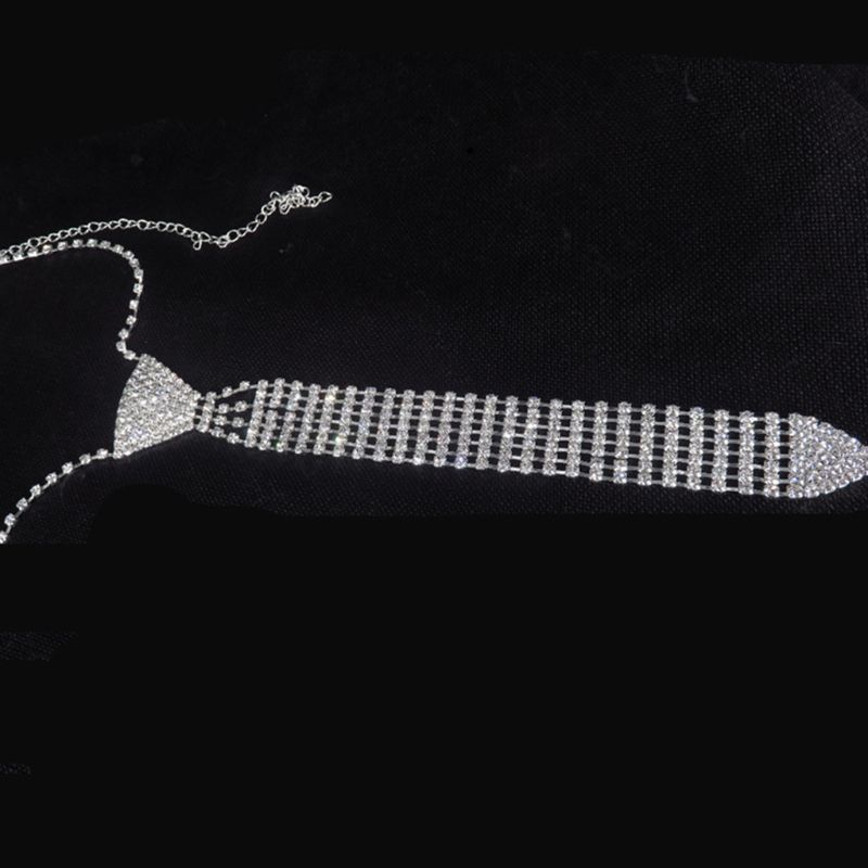 Cà Vạt Đính Kim Cương Giả Sang Trọng Cho Tiệc Cưới