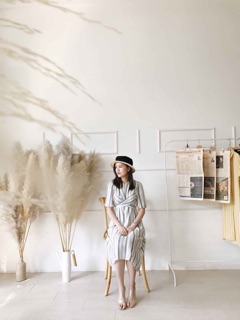 Đầm cột chéo ngực AfterBefore