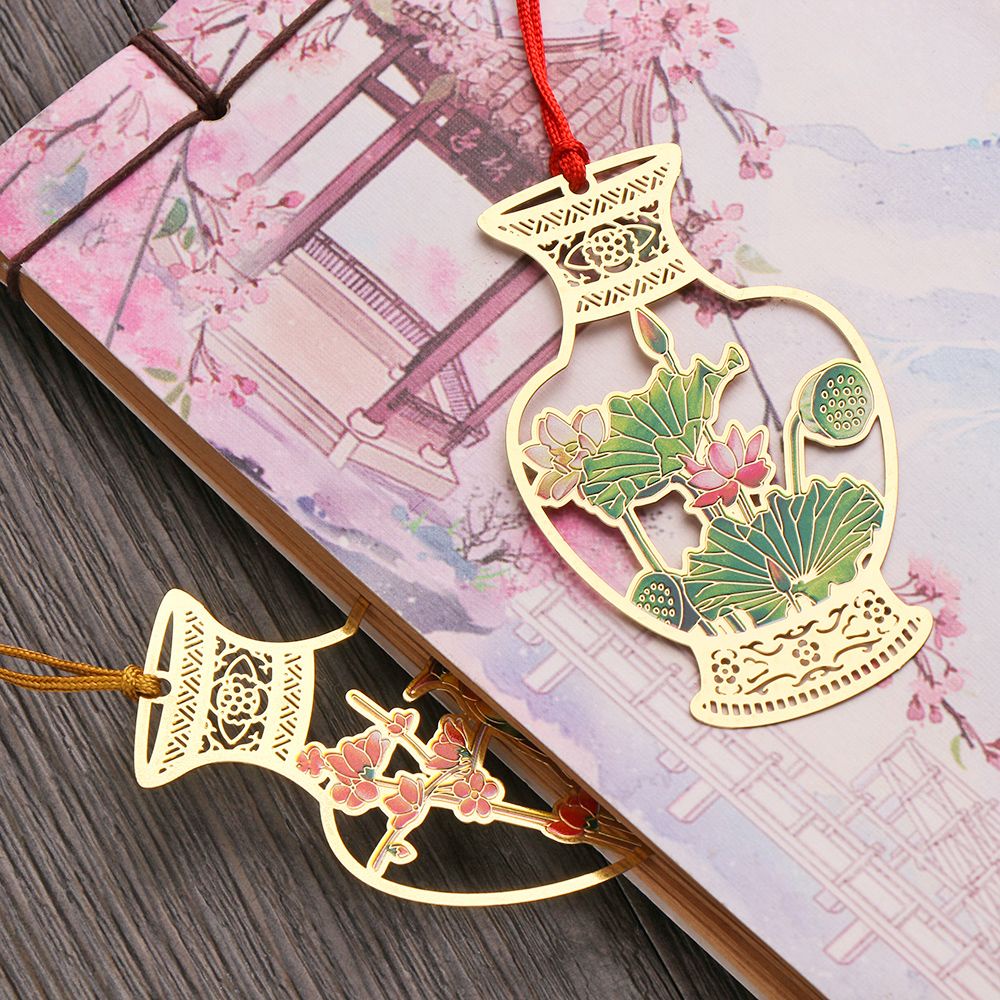 Kẹp đánh dấu trang sách hình bình hoa bằng đồng thau phối tua rua phong cách Trung Hoa cổ điển