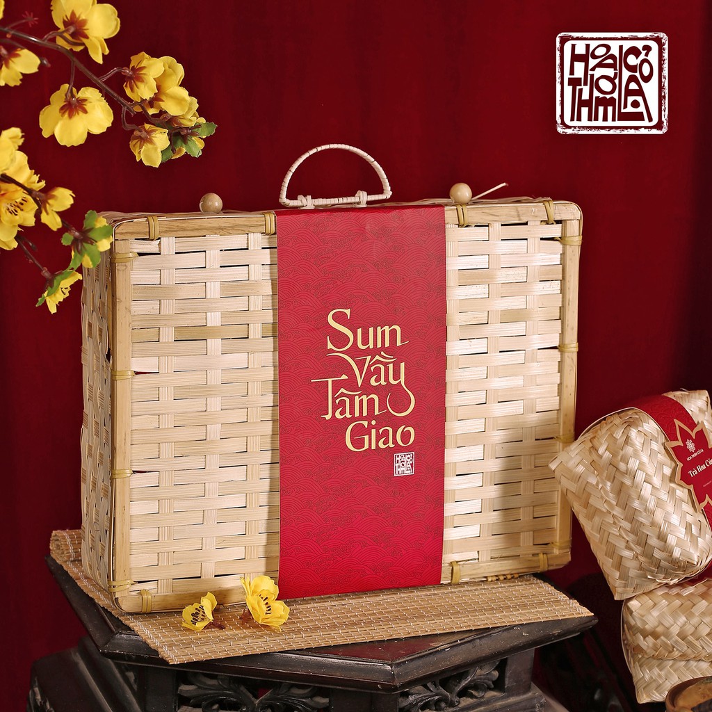 Quà Tết 2022 - Hộp quà Tết Mây Tre Đan Sum Vầy Tâm Giao - Quà Tết Độc Lạ - Hoa Thơm Cỏ Lạ | BigBuy360 - bigbuy360.vn