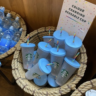 ✨Giao ngay✨Set 1 hoặc 5 ly starbuck họa tiết hoa giấy confetti đổi màu bằng nhựa có nắp và ống hút 24 fl oz Ly Nhựa Có Thể Tái Sử Dụng Thiết Kế Độc Đáo