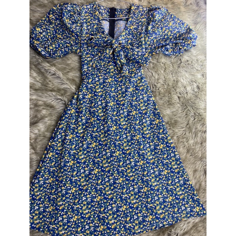 váy dài hoa nhí tay phồng thắt nơ dự tiệc | BigBuy360 - bigbuy360.vn