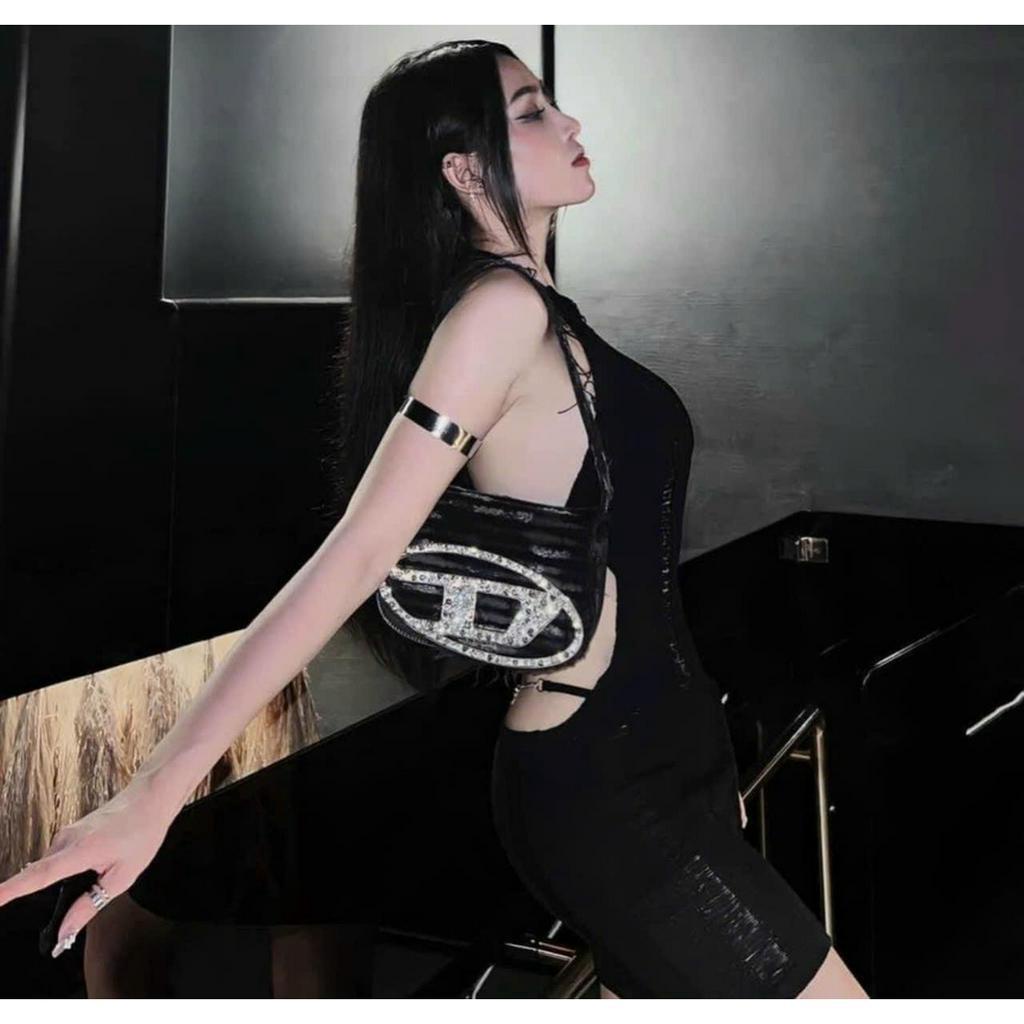 Túi Disel hot trend 2023 chất jean chữ D đính đá size 20 ,size 13 fullbox