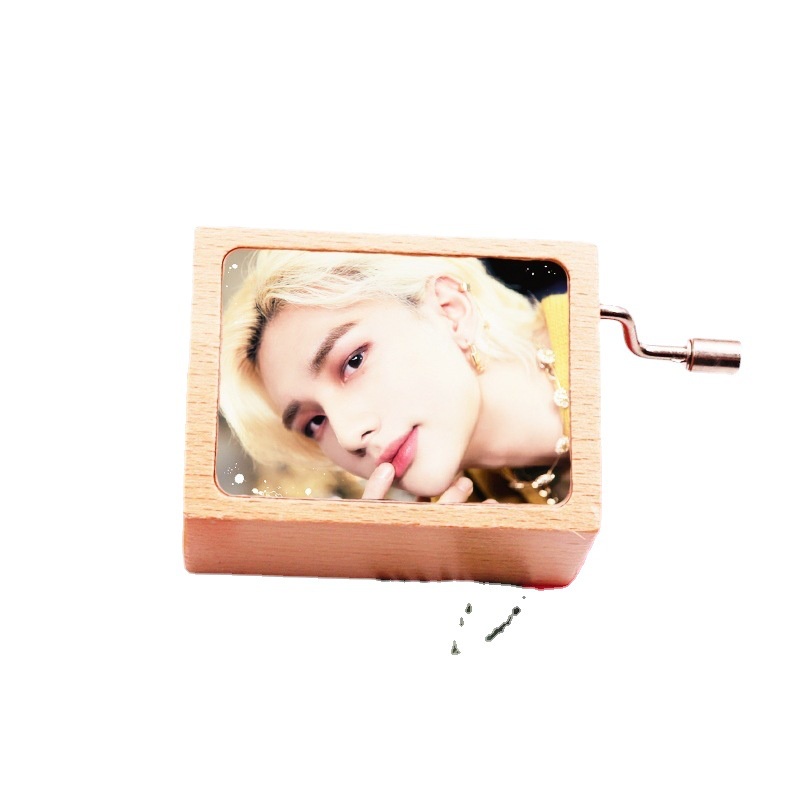 Hộp Nhạc Quay Tay Đồ Chơi Ellen Stray Kids BANGCHAN LEE KNOW HAN FELIX