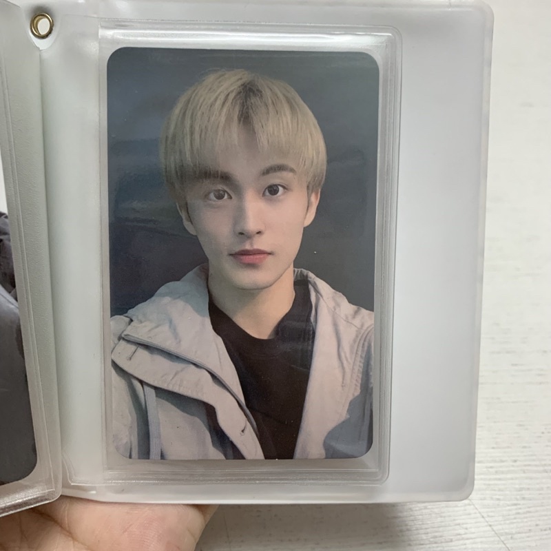 Thẻ Ảnh NCT Mark yzy có sẵn