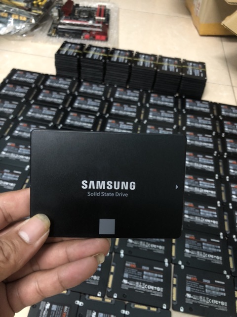 Ổ cứng SSD Samsung 860 Evo 250GB 2.5-Inch SATA III MZ-76E250 | WebRaoVat - webraovat.net.vn