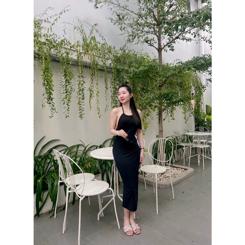 Đầm yếm hở lưng luồn dây ôm body xẻ tà dáng dài trơn cực hot , chất thun gân mềm mịn tv