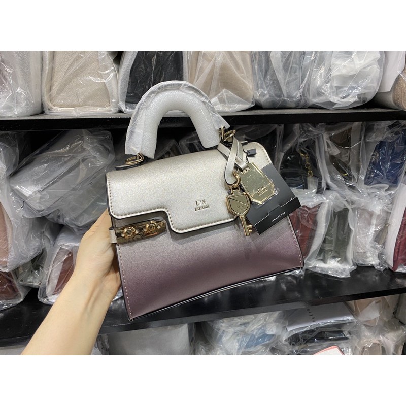 ❥ 𝐓𝐮́𝐢 𝐭𝐚𝐲 𝐜𝐚̂̀𝐦 𝐋𝐲𝐧 𝐅𝐈𝐍𝐄𝐍𝐄𝐒𝐒