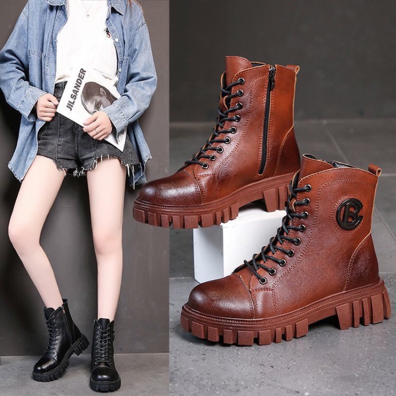 Boots chiến binh tag khuy chữ B