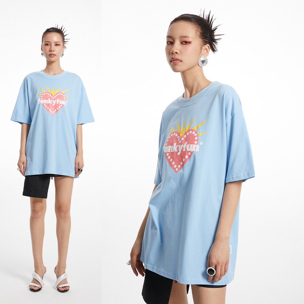Áo thun trái tim logo FunkyFun form rộng tay lỡ 100% cotton | BigBuy360 - bigbuy360.vn