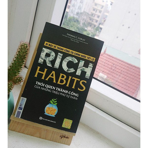 Sách Rich Habits - Thói Quen Thành Công Của Những Triệu Phú Tự Thân