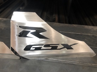 Ốp pô xe suzuki GSX R150.