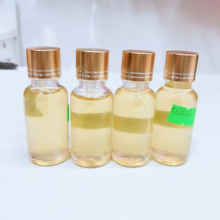 Tinh chất DẦU TRÀM tự nấu bởi cây tràm tại Huế nguyên chất 100% không pha 1 giọt