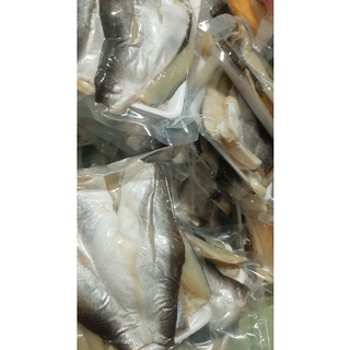 Dứa bàn tay 2 nắng thịt dẻo ngon ạ