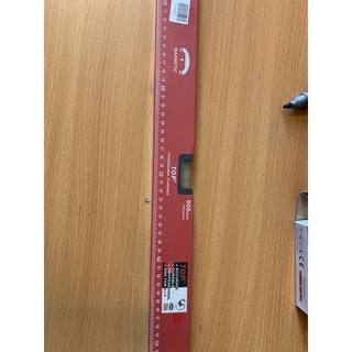 Thước thủy TOP nhôm 600mm có nam châm