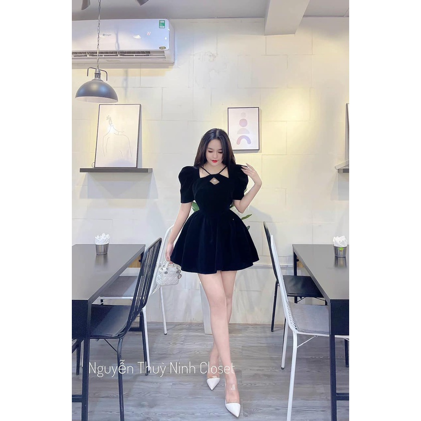 Đầm nhung xoắn cổ yếm tay phồng màu đỏ/đen NÀNG CLOSET