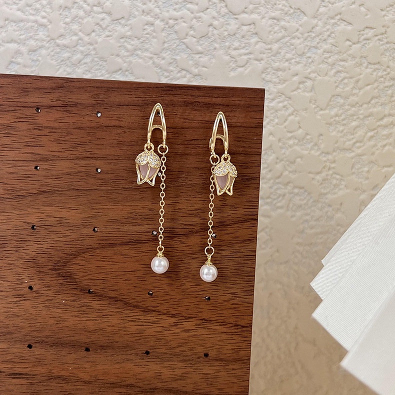 Khuyên Tai Tua Rua Dáng Dài Đính Hạt Ngọc Trai Hình Hoa Tulip Hồng Thiết Kế Nhỏ Phong Cách Hàn Quốc 2022