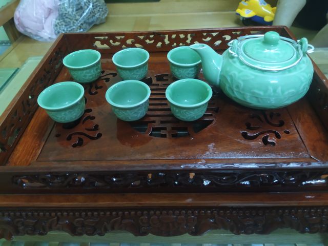 Bộ ấm chén siêu rẻ chỉ 60000