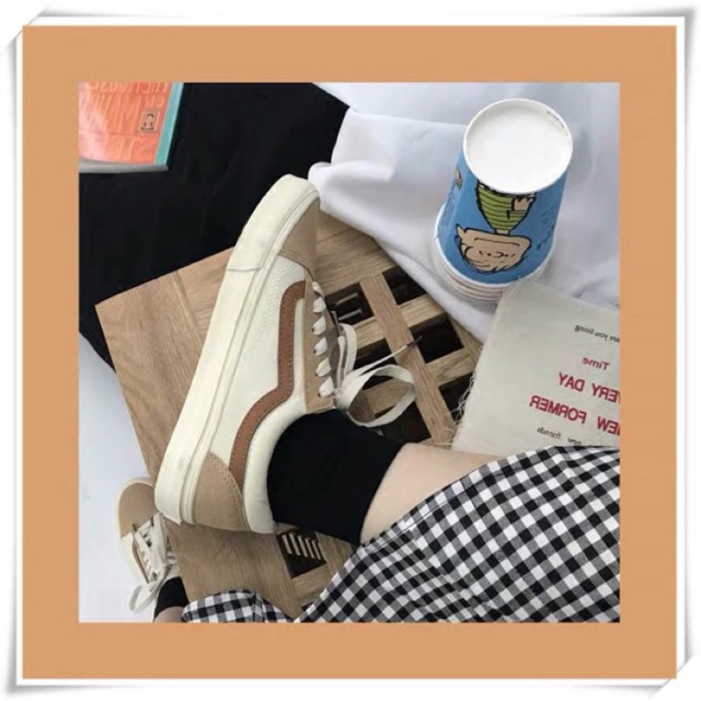 Giày vans dáng ulzzang màu be