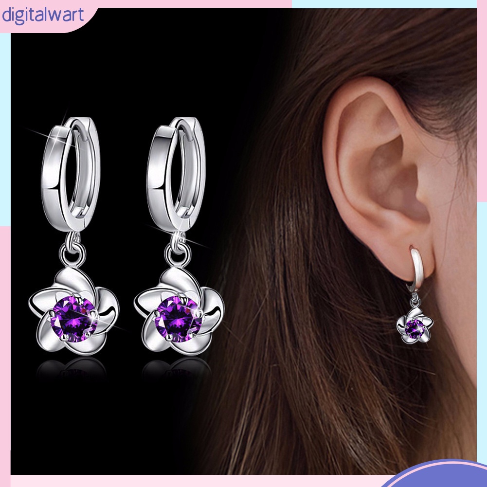 Hoa tai đính đá thời trang dành cho nữ