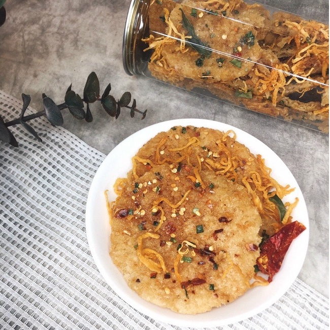 [HỎA TỐC] Cơm Cháy Chiên Mắm Lắc Khô Gà ( Giòn ngon – Đậm vị ) – 300Gram | Mlem Ăn Vặt Sài Gòn | BigBuy360 - bigbuy360.vn