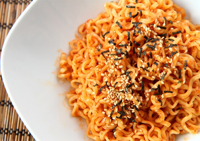 Mì cay truyền thống Samyang Hàn Quốc