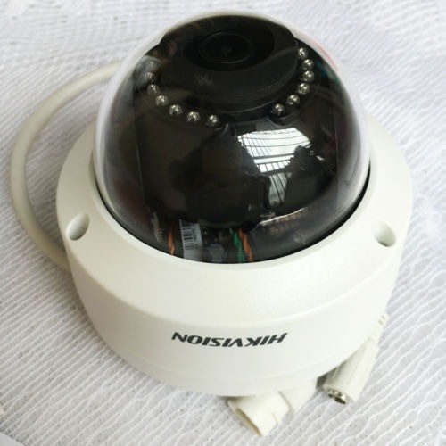 Camera IP Dome hồng ngoại 2.0 Megapixel HIKVISION DS-2CD1121-I